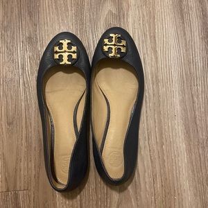 Tory Burch flats size 8, good condition. Worn a few times.